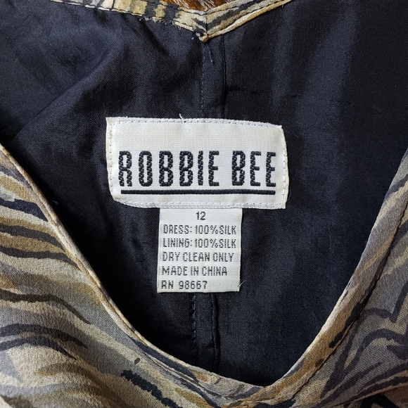 Robbie Bee Dress with Sheer Overlay Shirt Jacket - Picture 7 of 10